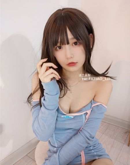 醉酒的女大学生_1080手机在线观看