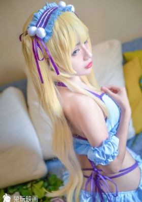 女人脱裙子让男生去摸_BD英语日韩免费观看