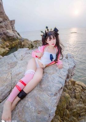 诱人年轻的女老板_BD英语在线手机播放