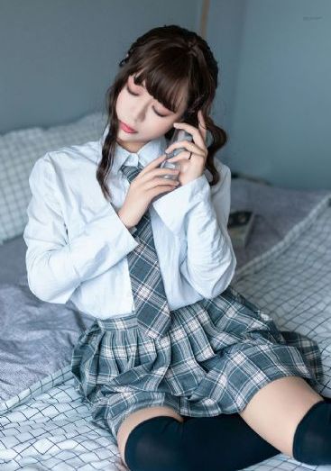 一口一口吃掉胸口的奶油_1080HD高清在线观看