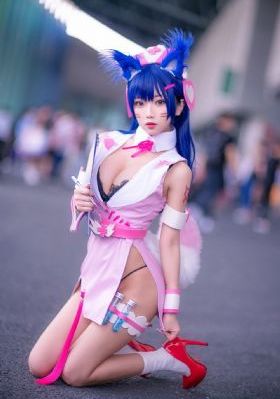 继母的深吻夺去的童真_BD英语高清完整版